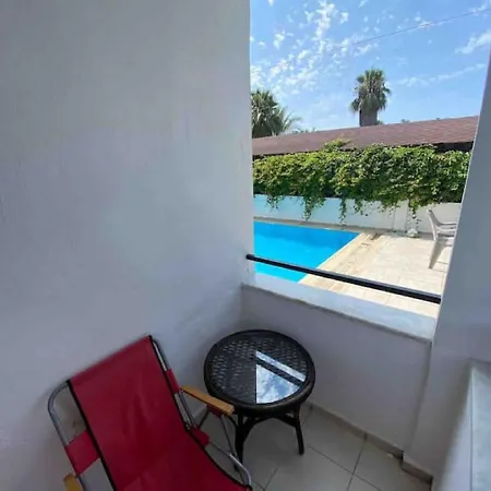 Apartament Wonderful Ground Floor Private Home In Central Location Ticks Every Box Side