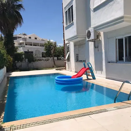 Wonderful Ground Floor Private Home In Central Location Ticks Every Box