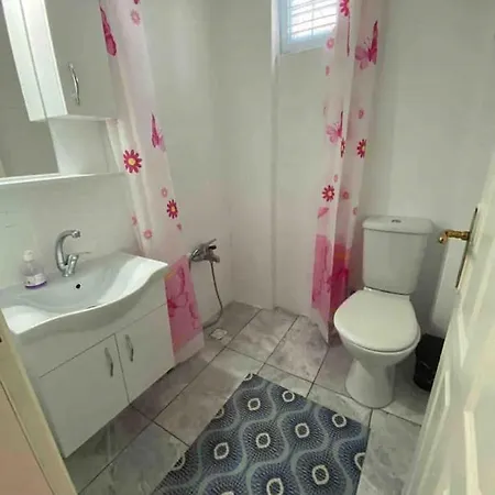 Apartamento Wonderful Ground Floor Private Home In Central Location Ticks Every Box